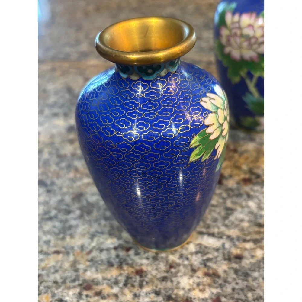 Vintage Chinese Cloisonne Miniature Enameled Vases Cobalt Blue Floral Pair 4.5